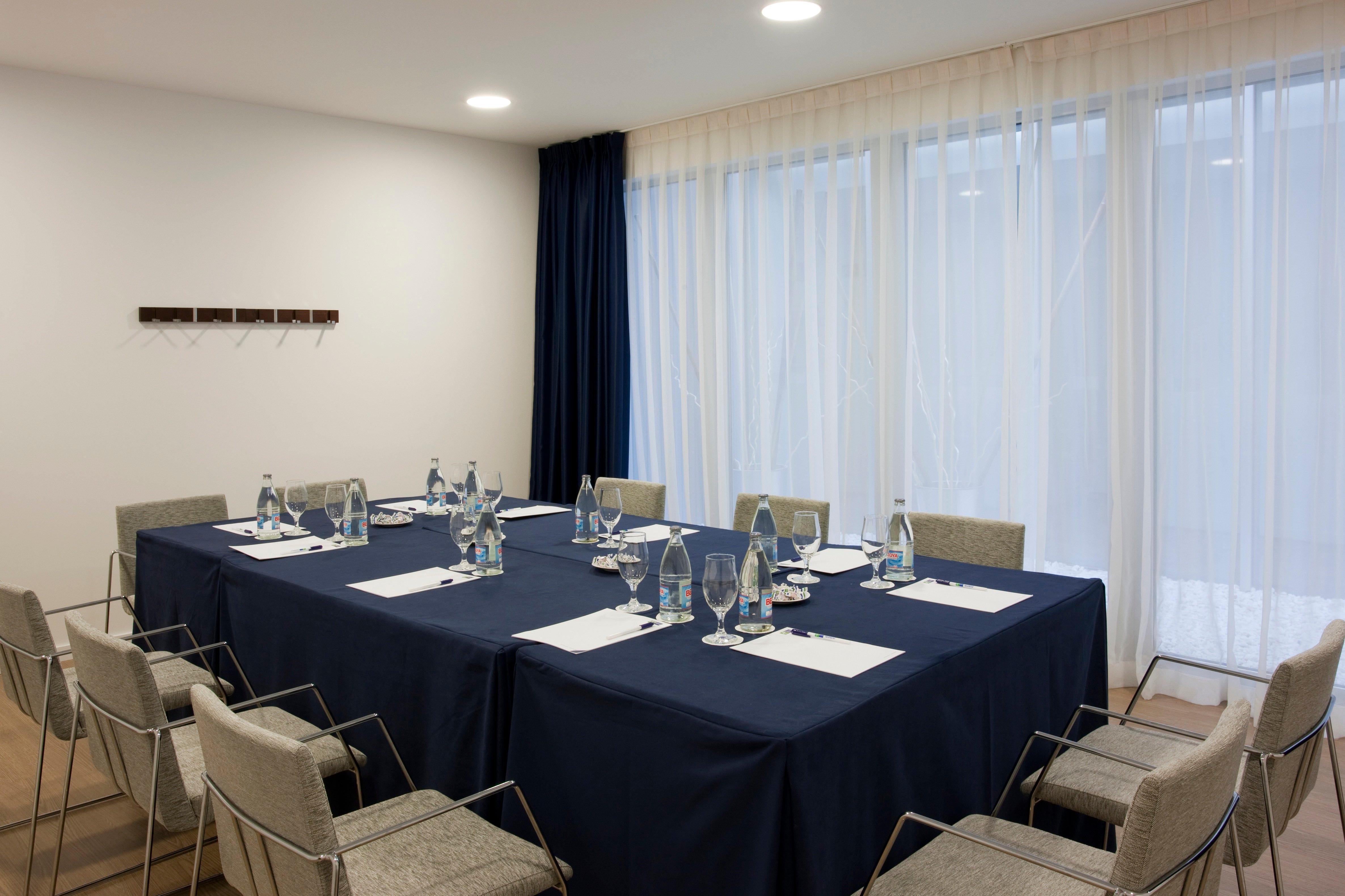 Holiday Inn Express Madrid Leganes By Ihg Ανέσεις φωτογραφία