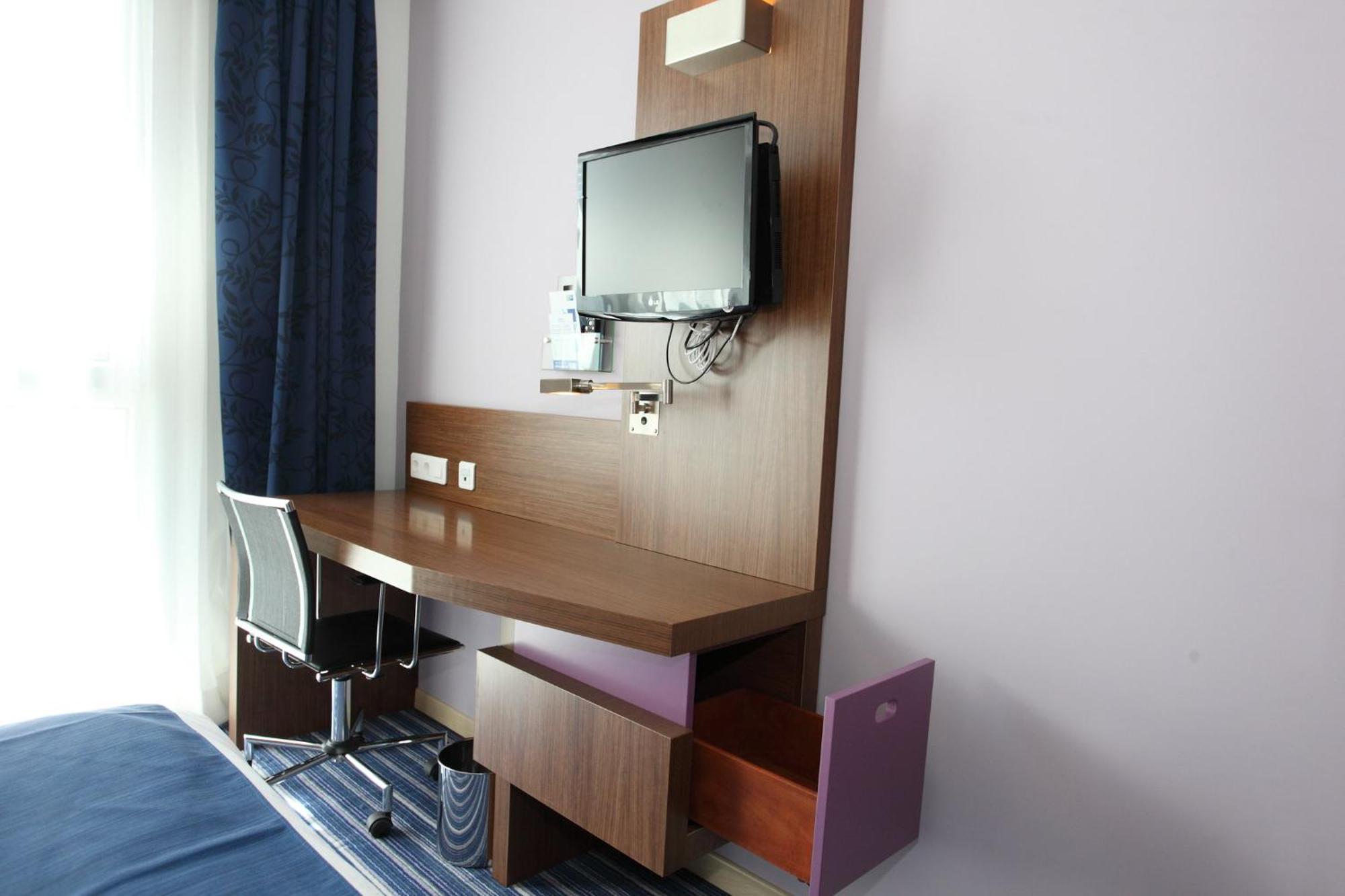 Holiday Inn Express Madrid Leganes By Ihg Εξωτερικό φωτογραφία